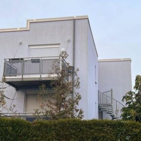 Top Sanierte Wohnung Nahe Winterberg Klinikum Saarbruecken Exterior photo